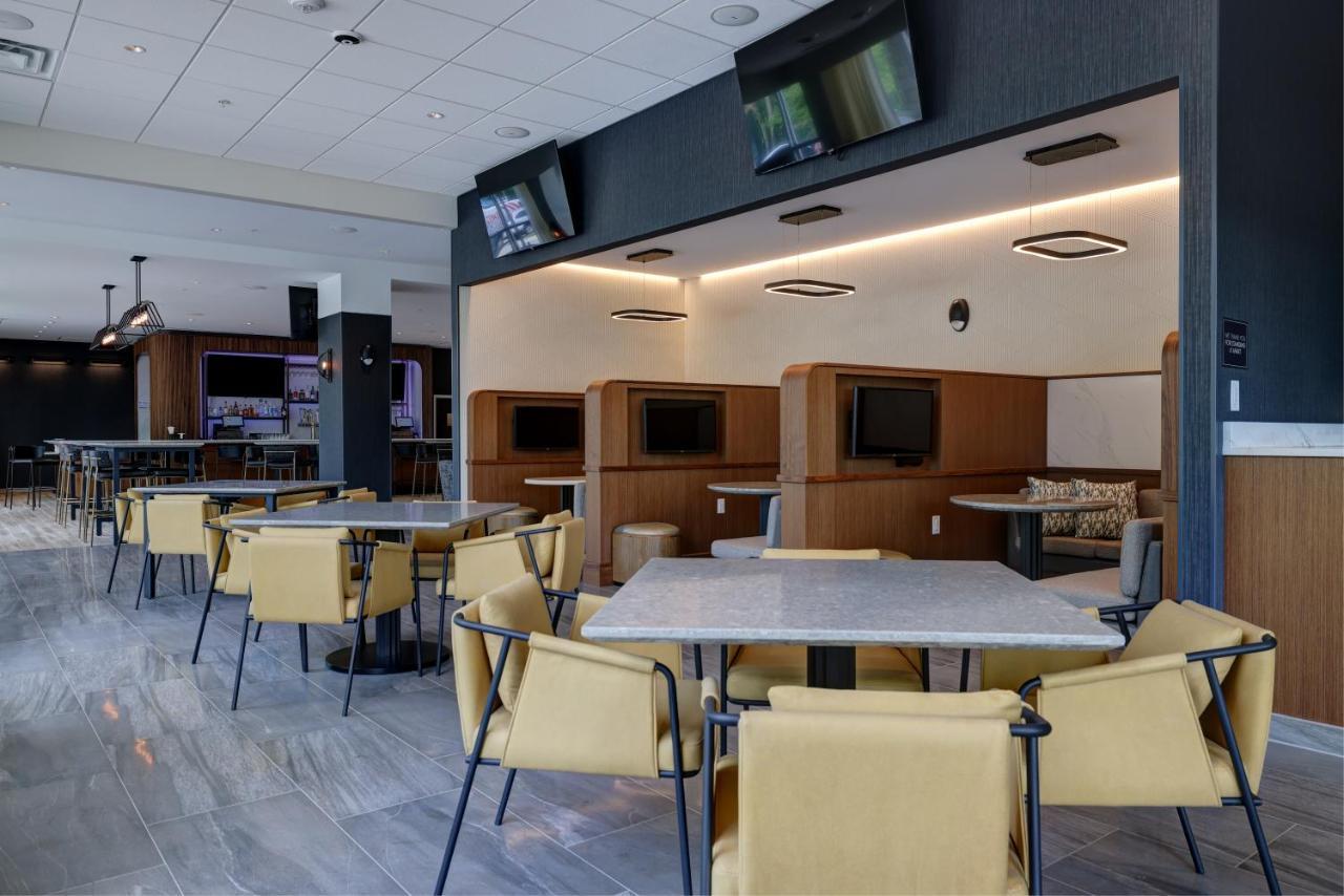Courtyard By Marriott Iowa City University Heights Luaran gambar