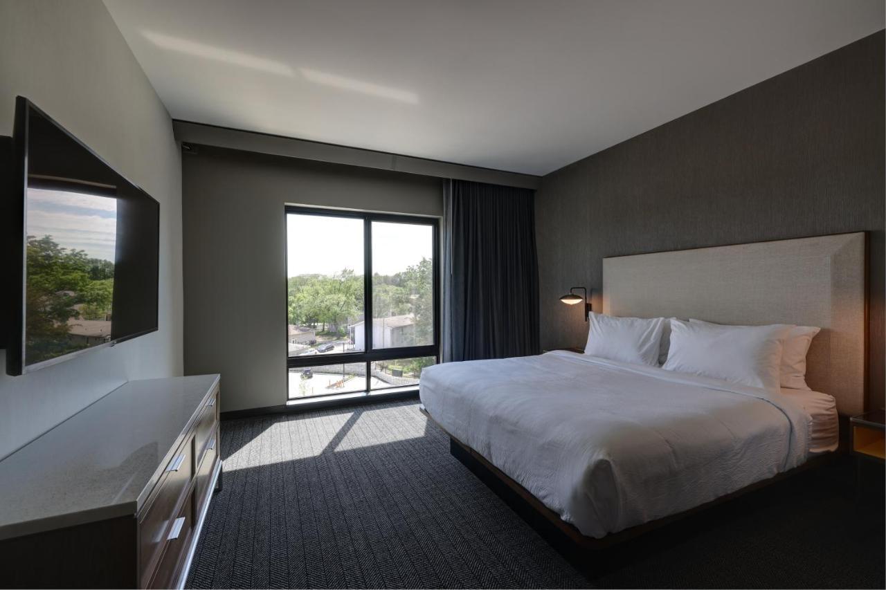 Courtyard By Marriott Iowa City University Heights Luaran gambar