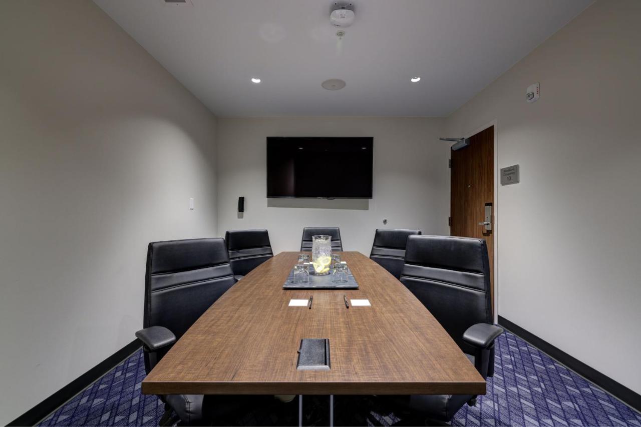 Courtyard By Marriott Iowa City University Heights Luaran gambar