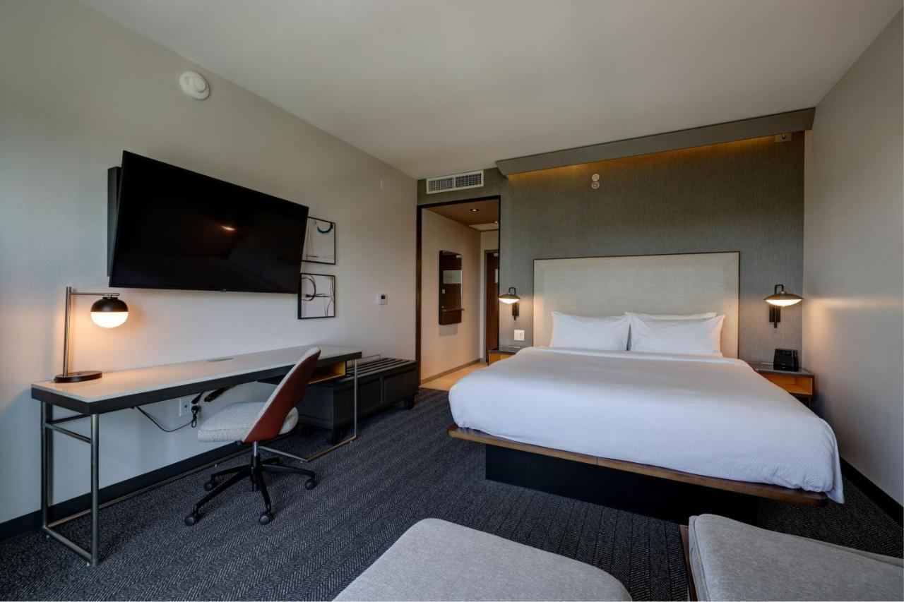 Courtyard By Marriott Iowa City University Heights Luaran gambar