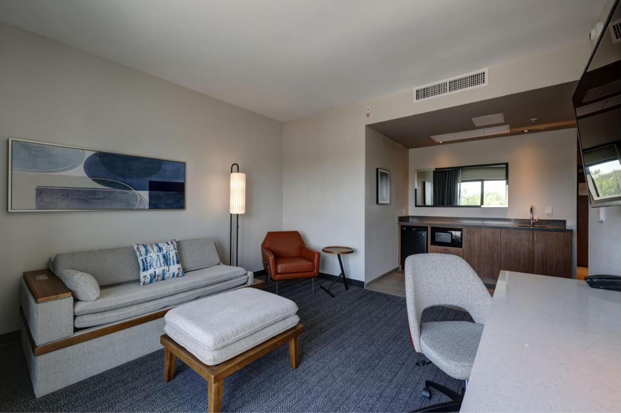 Courtyard By Marriott Iowa City University Heights Luaran gambar