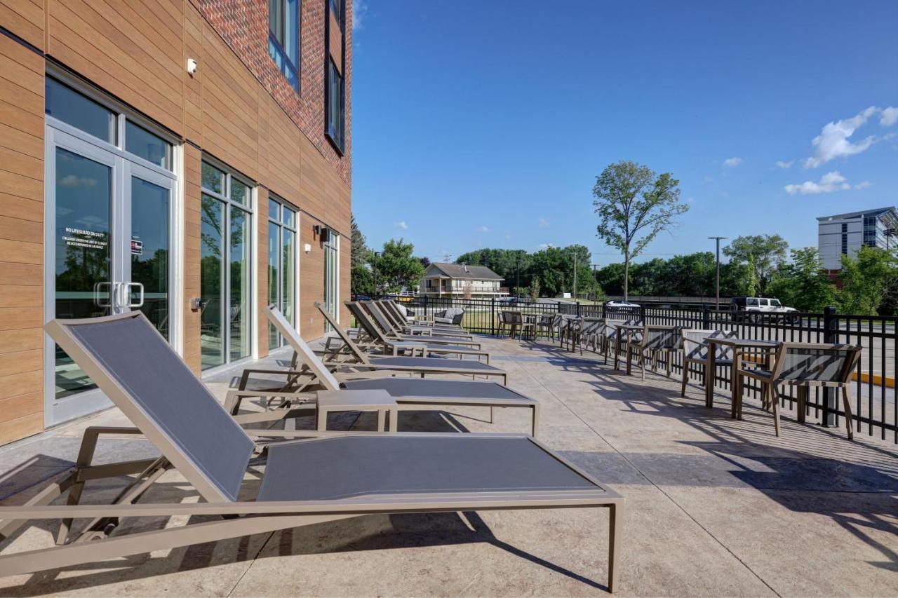 Courtyard By Marriott Iowa City University Heights Luaran gambar
