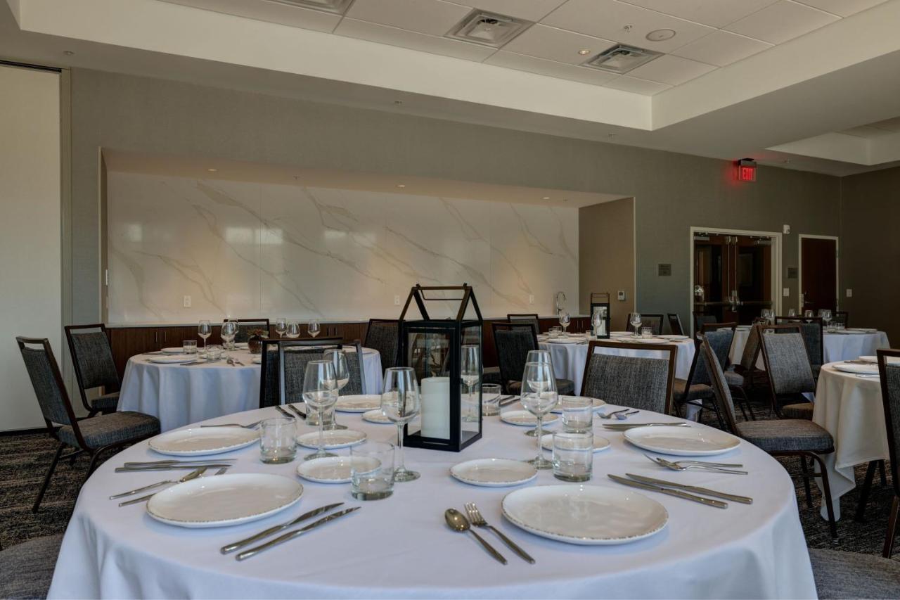 Courtyard By Marriott Iowa City University Heights Luaran gambar